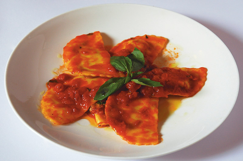 Ravioli al sugo